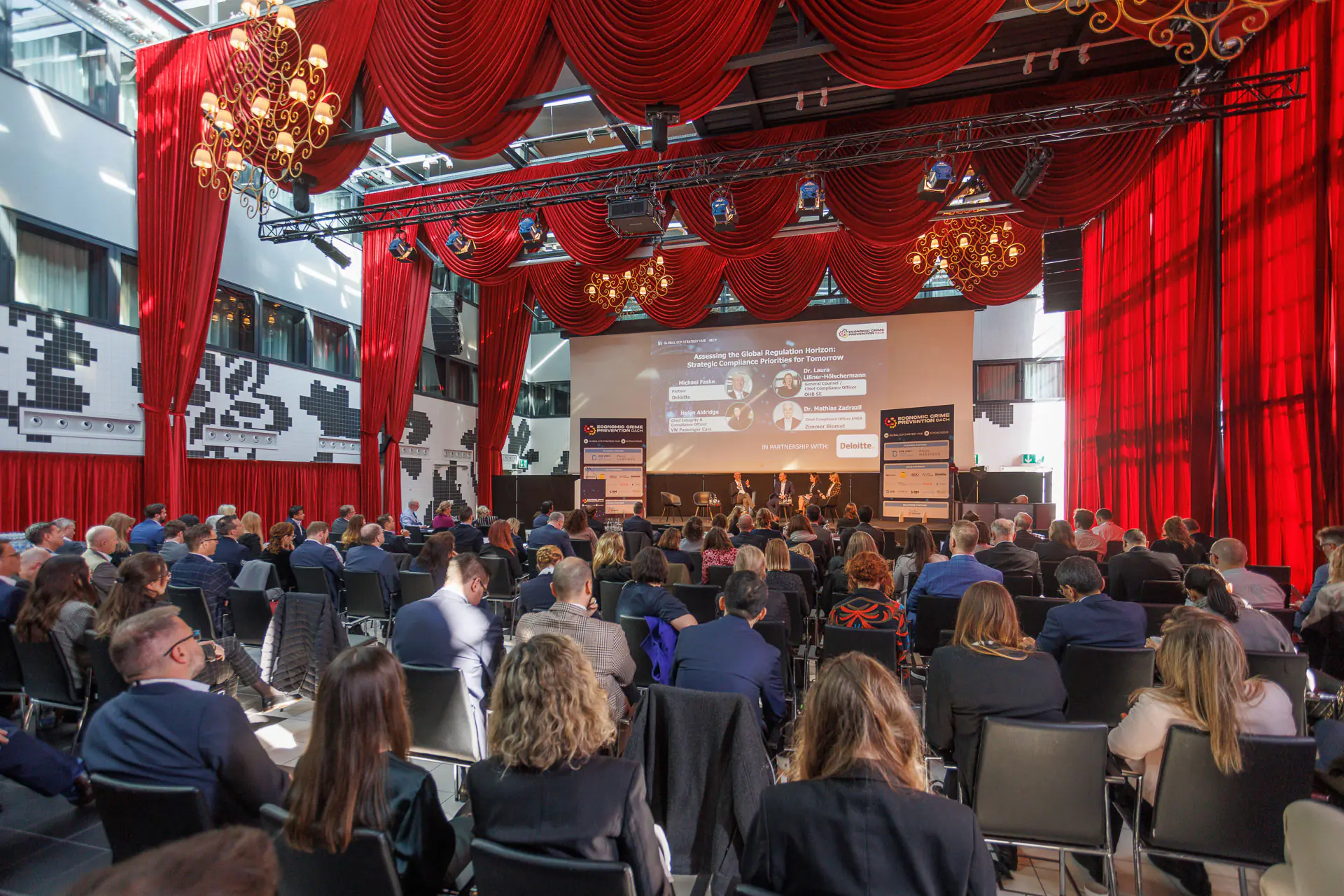 Exklusive Foto- & Videodokumentation für Ihre Corporate Events. Hochwertig, professionell und zuverlässig. - Photo 16