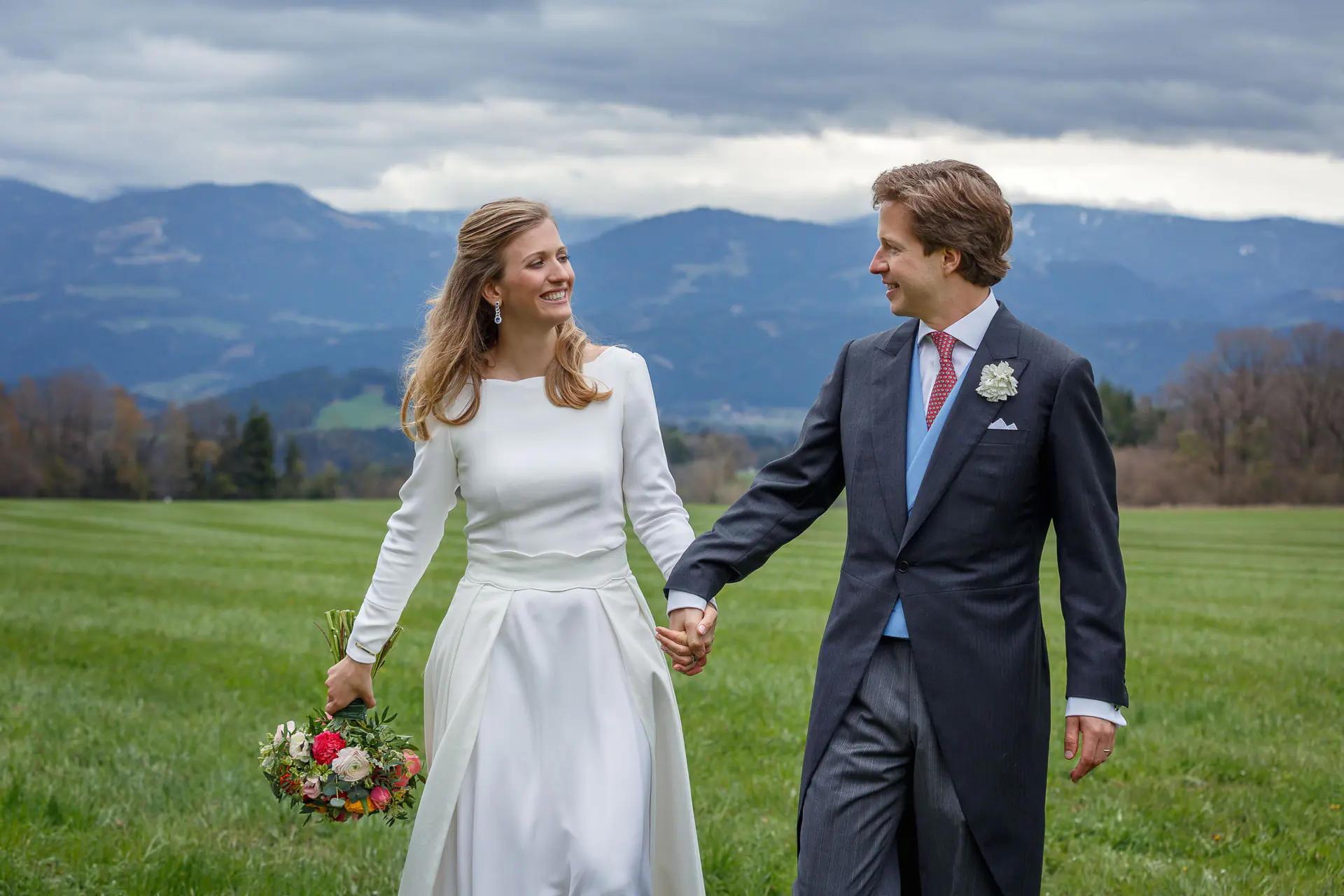 Ganztägige Hochzeitsfotografie & cineastische Hochzeitsfilme aus einer Hand. 
